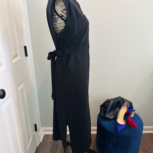 Gibson & Latimer
Knit Crepe Banded Collar Button Front Belted Midi Dress - Picture 5 of 10